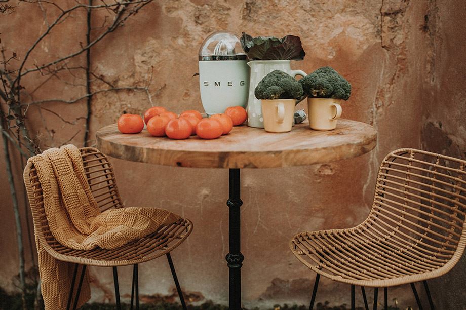 Elegir taburetes de bar para su cafetería o bar